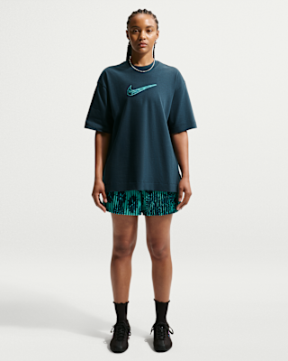 Naomi Osaka Women's Oversized T-Shirt. Nike.com